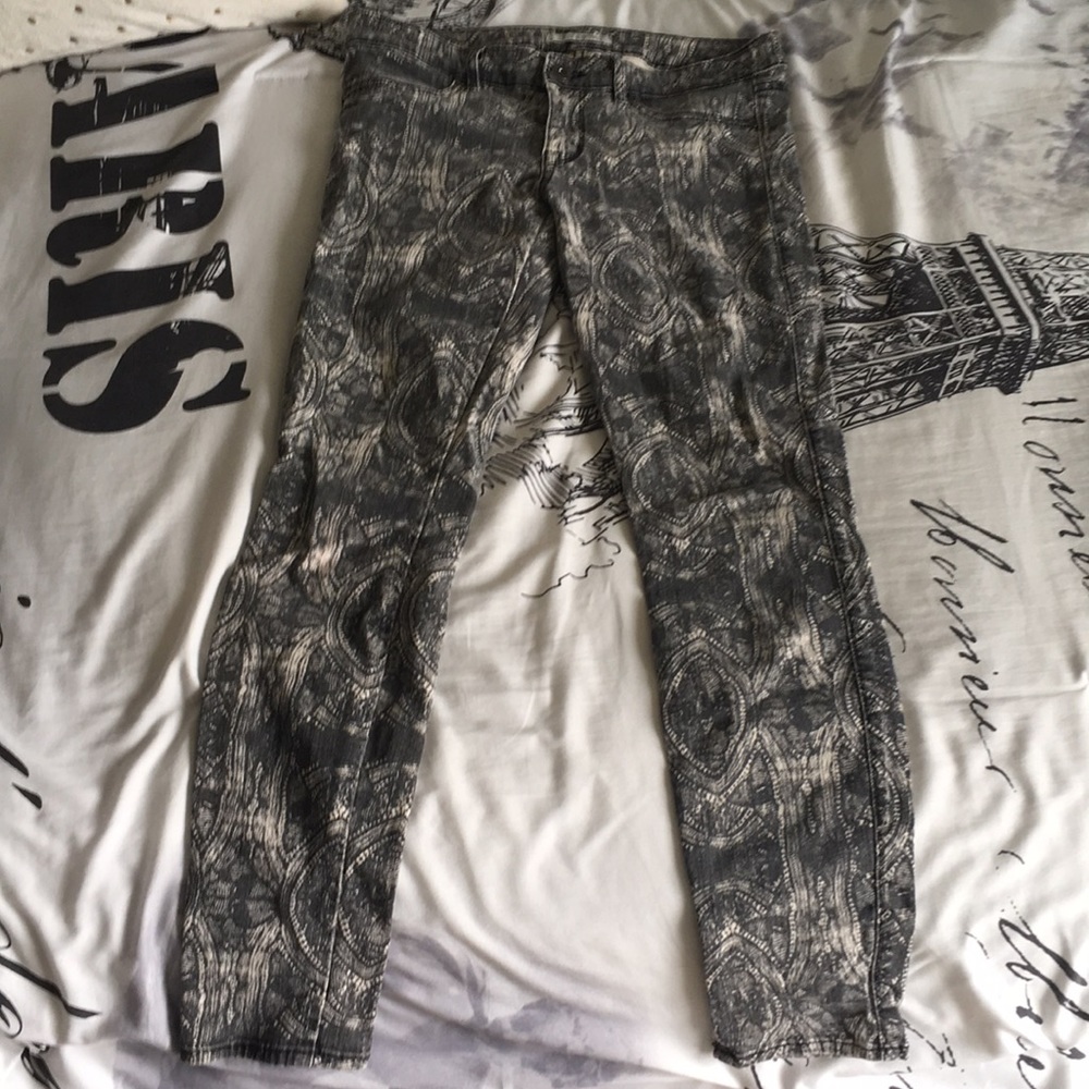 skinny jeans